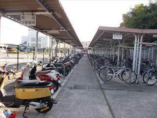 伊川谷駅前自転車駐車場の外観２